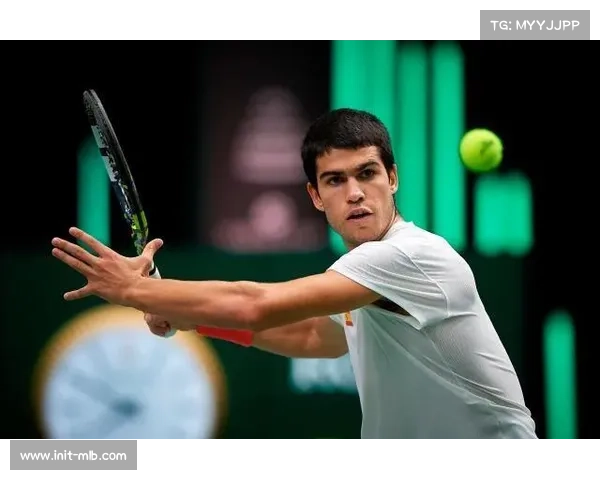 阿尔卡拉斯红土草地俱佳，但室内硬地表现成年终第一关键